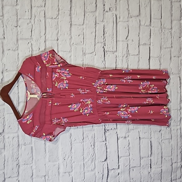 Matilda Jane Dresses & Skirts - Matilda Jane dusty rose floral dress